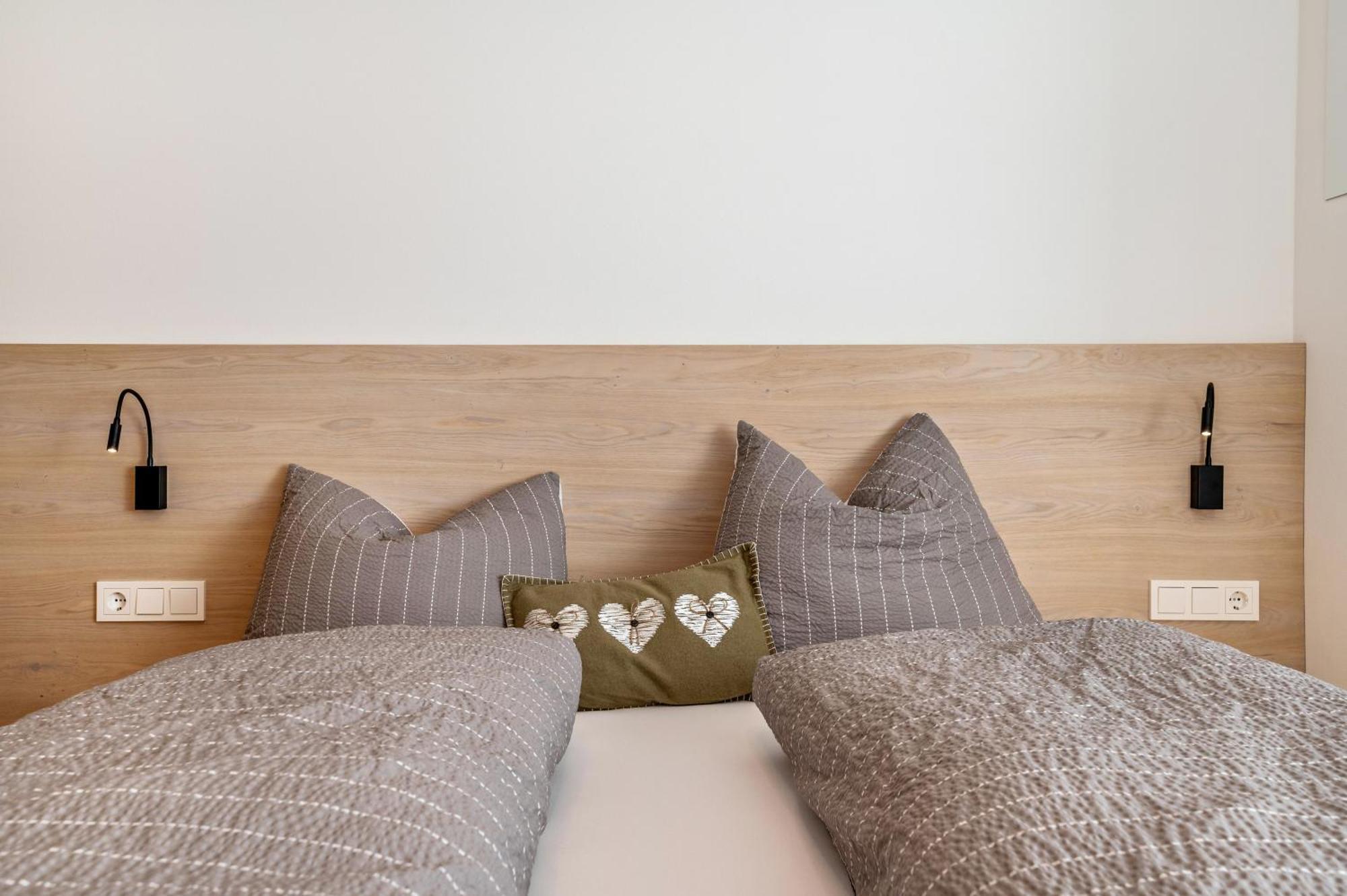 Mountain Meadows Apt 3 ヴァルダーオラ エクステリア 写真